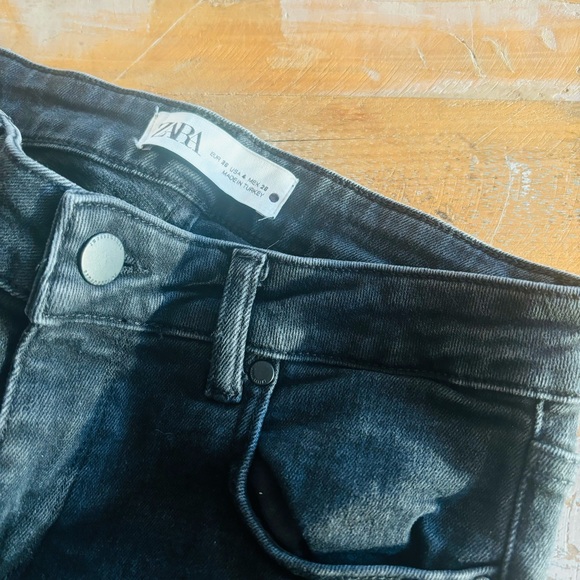 ZARA Black Skinny Jeans - Picture 5 of 8